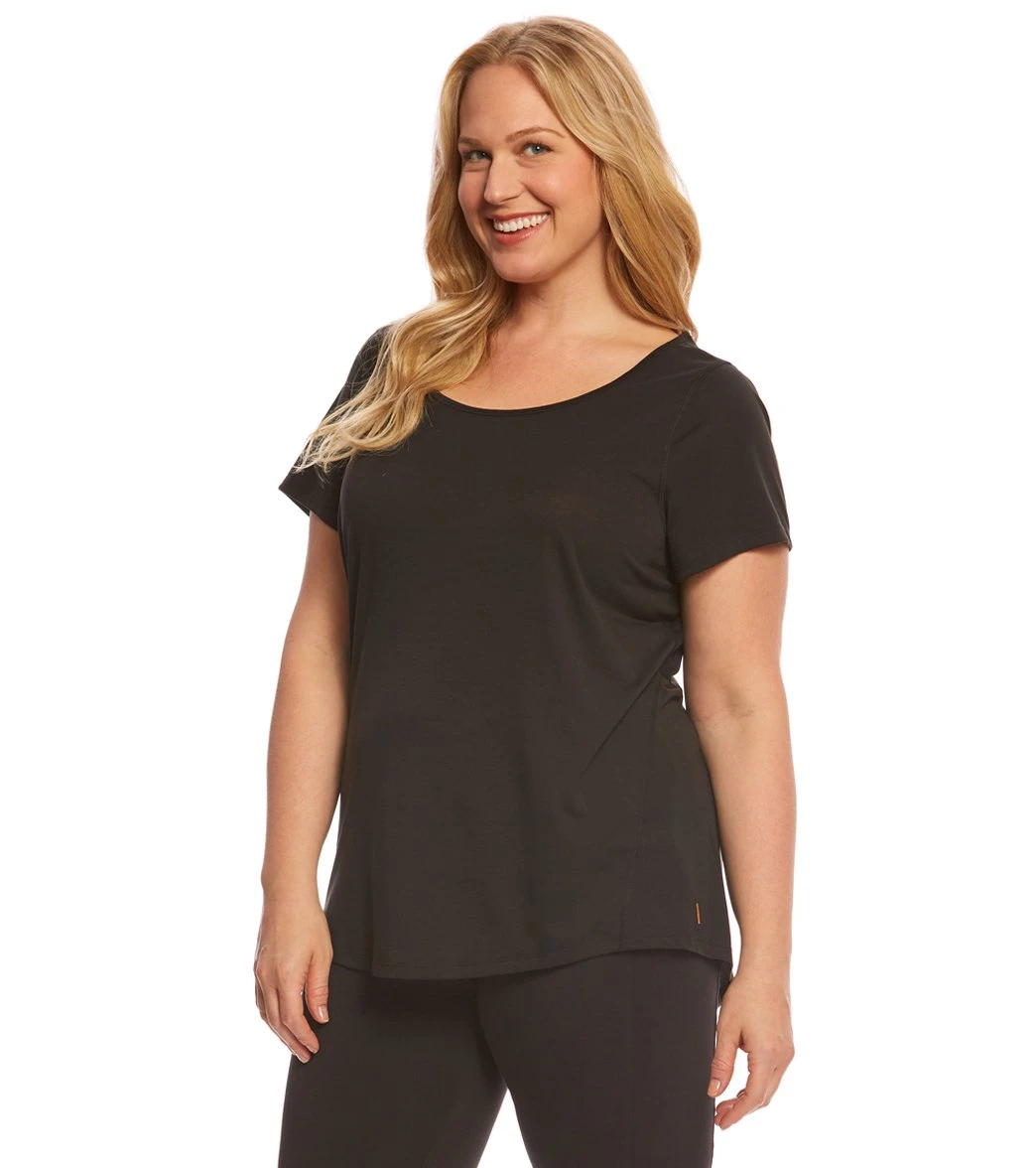 Women's Short Sleeve Plus Size Workout Tee - Image 2