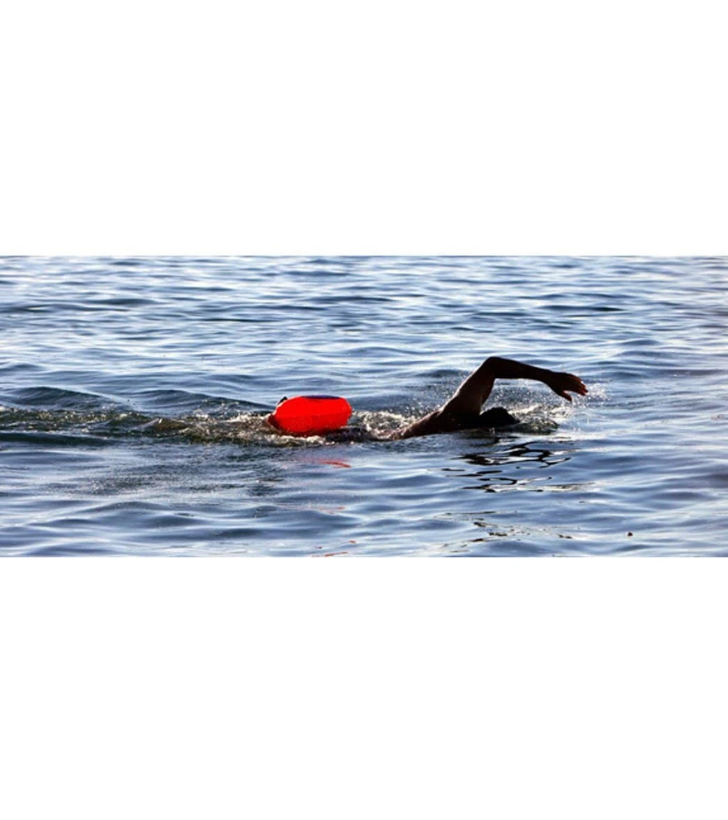 The SaferSwimmer FLOAT Swim Buoy 25"x12" - Image 3