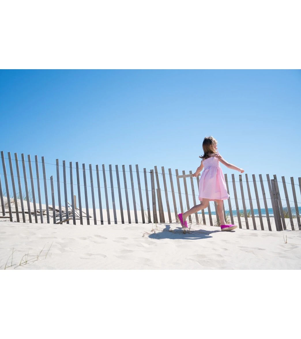 Girls' Beachcomber Espadrille Water Shoe (Little Kid, Big Kid) - Image 2